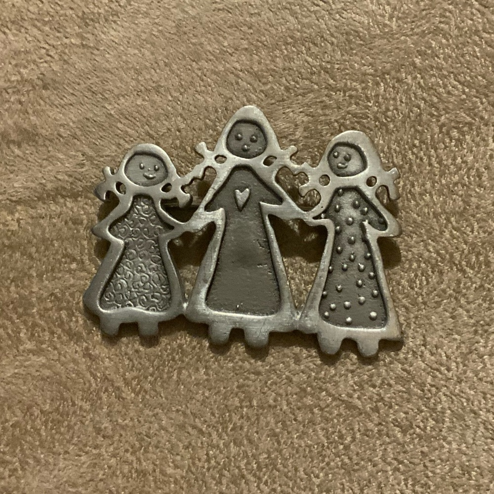 Silver Tone Women Jewelry Brooch Cynthia Webb